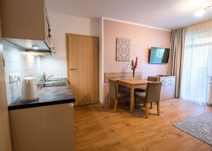 Lägenhetshotell Malina & 4*