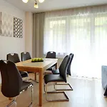 Apart-hotel Malina &