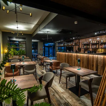公寓式酒店 Malina & 4*